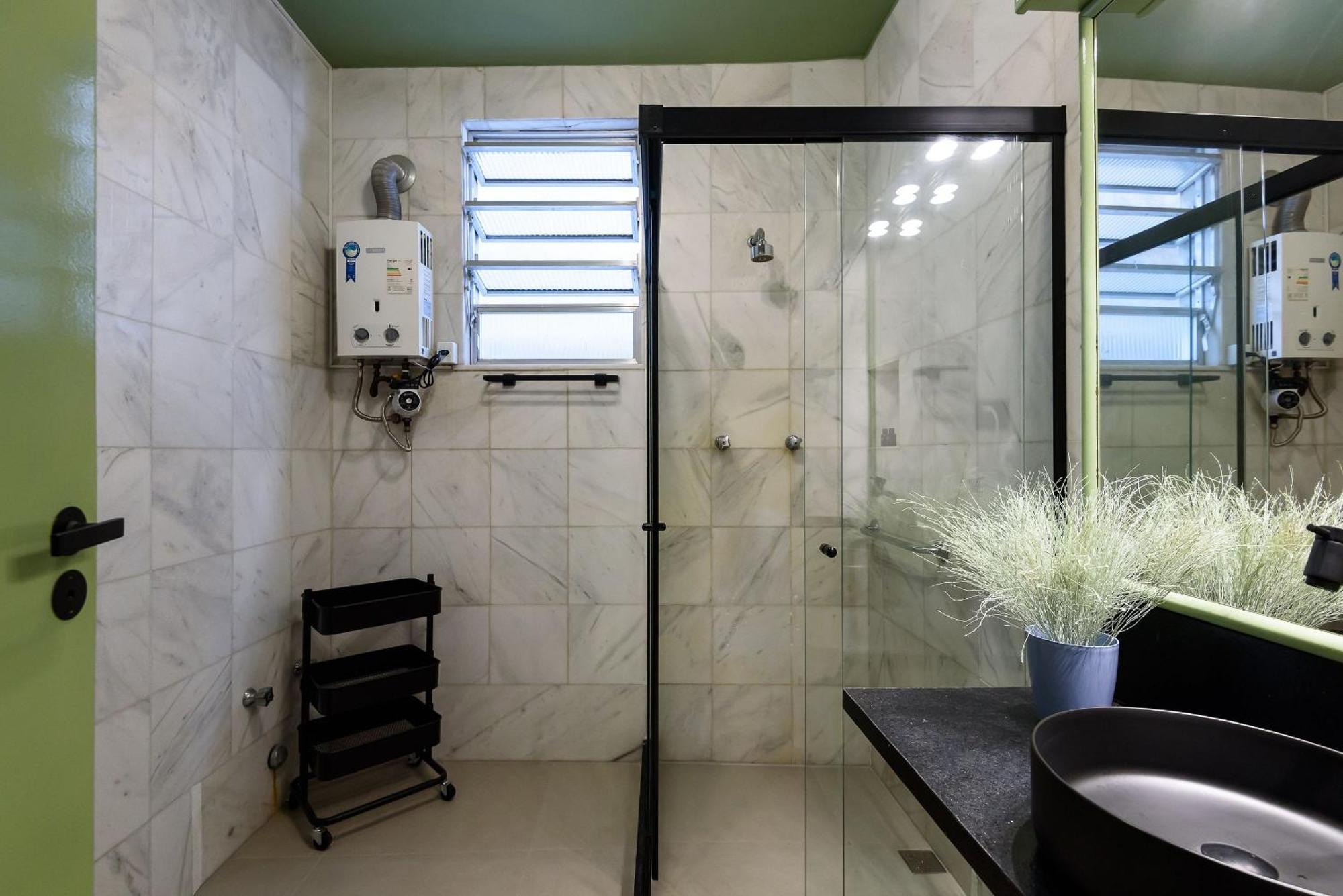 Apartamento Moderno 2qtos A 350m Da De Ipanema |bt82/301