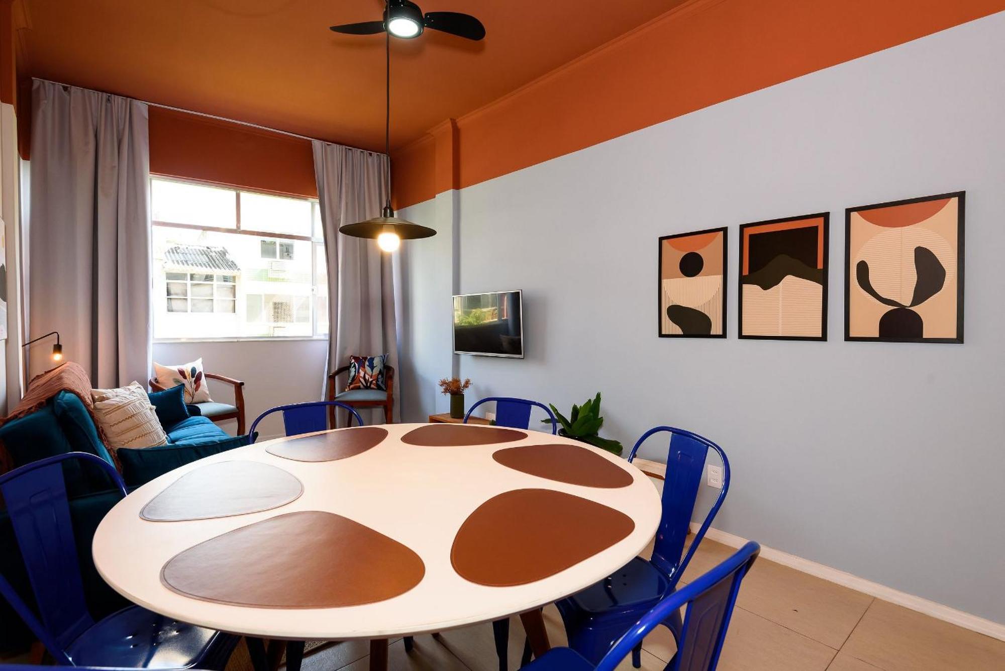 Apartemen Moderno 2qtos A 350m Da De Ipanema |bt82/301 *
