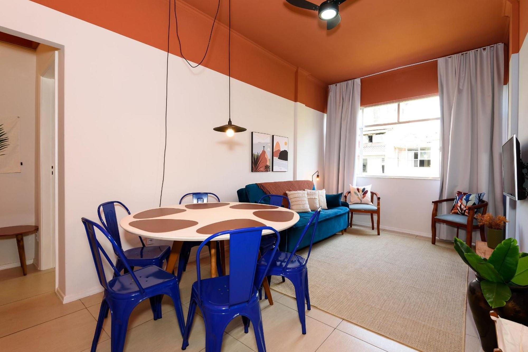 Apartemen Moderno 2qtos A 350m Da De Ipanema |bt82/301 *